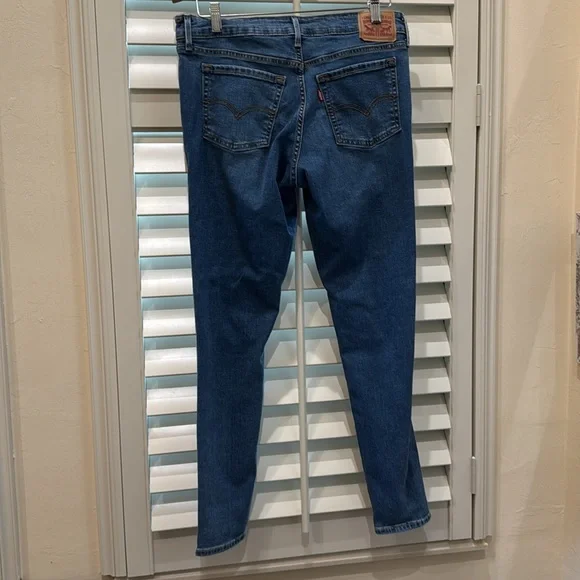 Levi’s 711 Skinny High Rise 31 x 30 - Picture 5 of 7